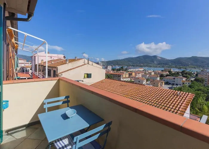 Acqua Marina, La Tua Base Ideale! بورتوفيرّايو